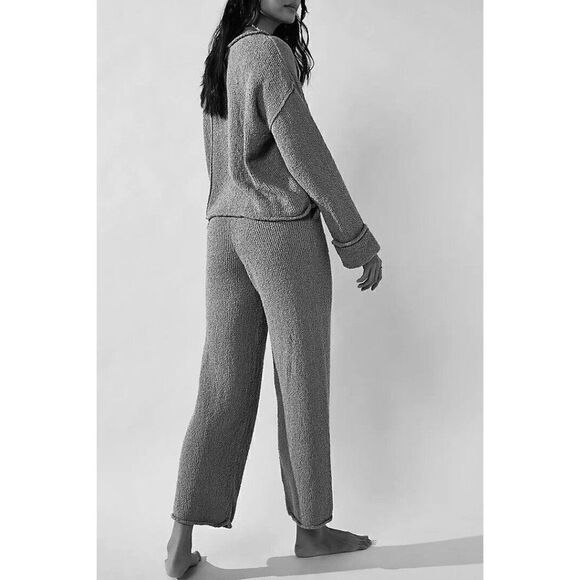 NWT FREE PEOPLE Sz XS DUNES SWEATER SET 2 PIECE PULLOVER & PANT SET IN BLACK - Picture 2 of 4